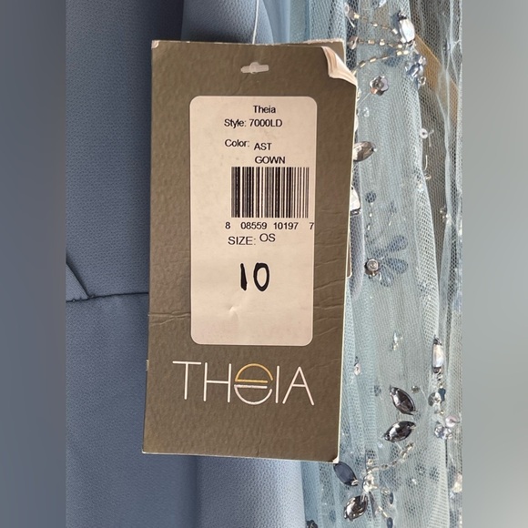 NWT Theia Kiera Light Blue Beaded Puff Sheer Sleeve Ethereal Gown - Picture 6 of 17